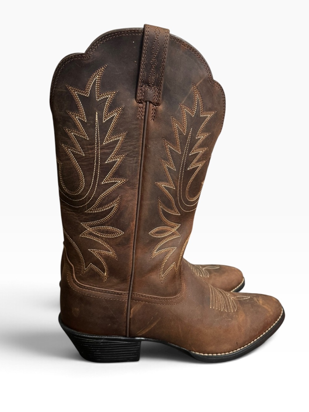 Ariat Heritage Western R Toe Boots - MISMATCHED SIZES (L: 6.5 / R: 7.5)